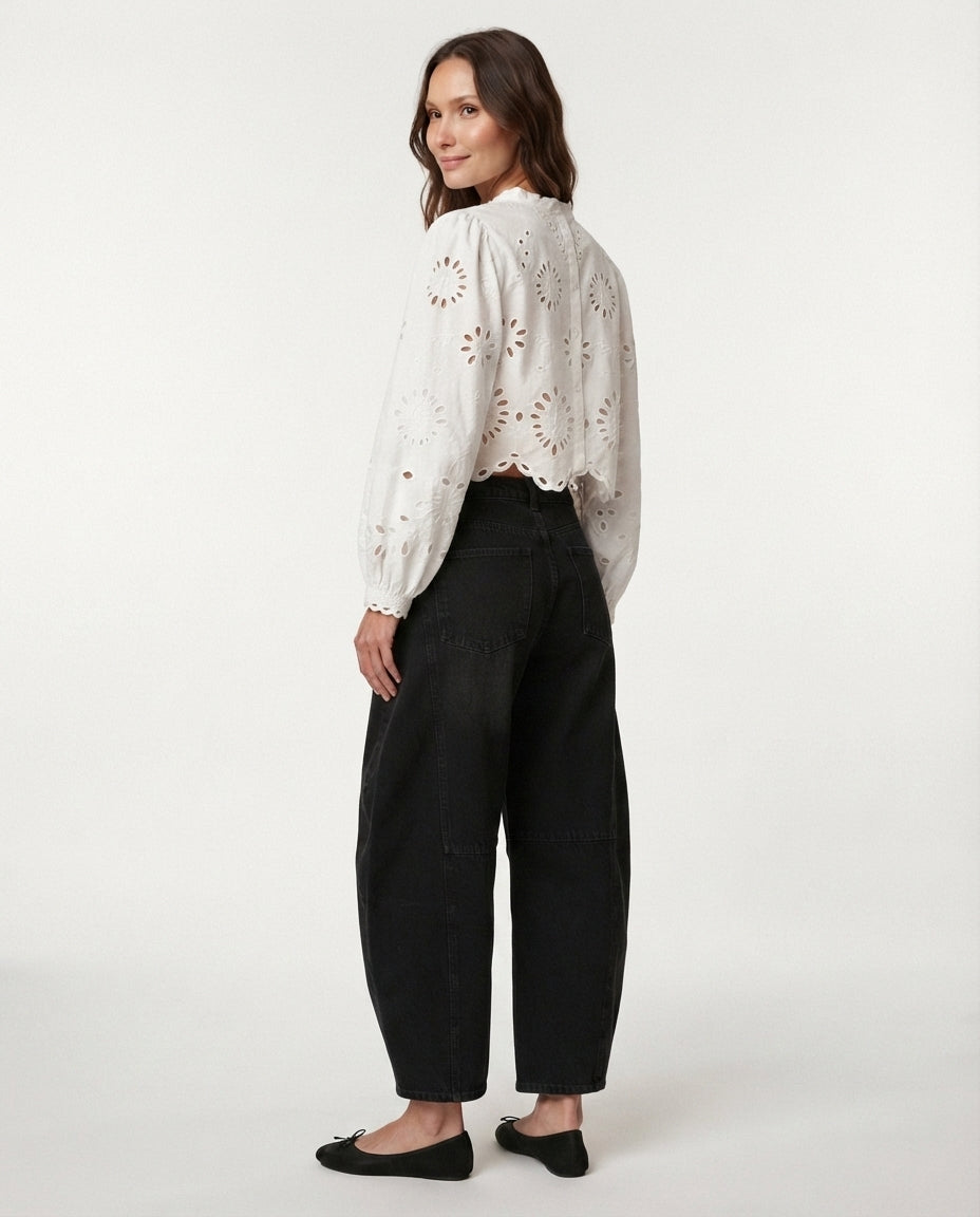 Relaxed Fit Barrel Leg Jeans