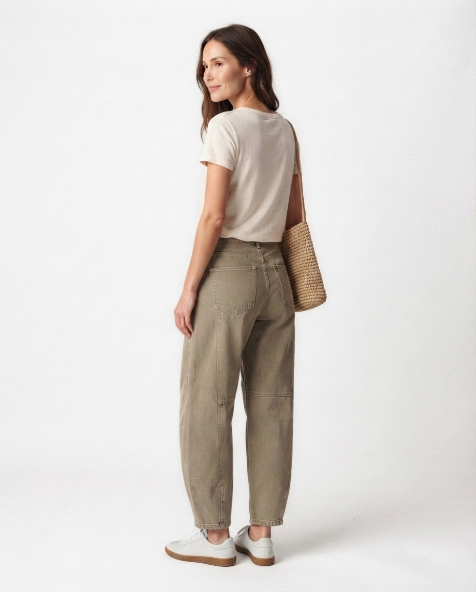 Relaxed Fit Barrel Leg Jeans