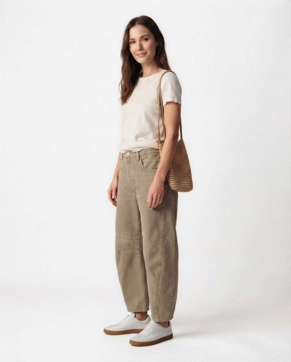 Relaxed Fit Barrel Leg Jeans