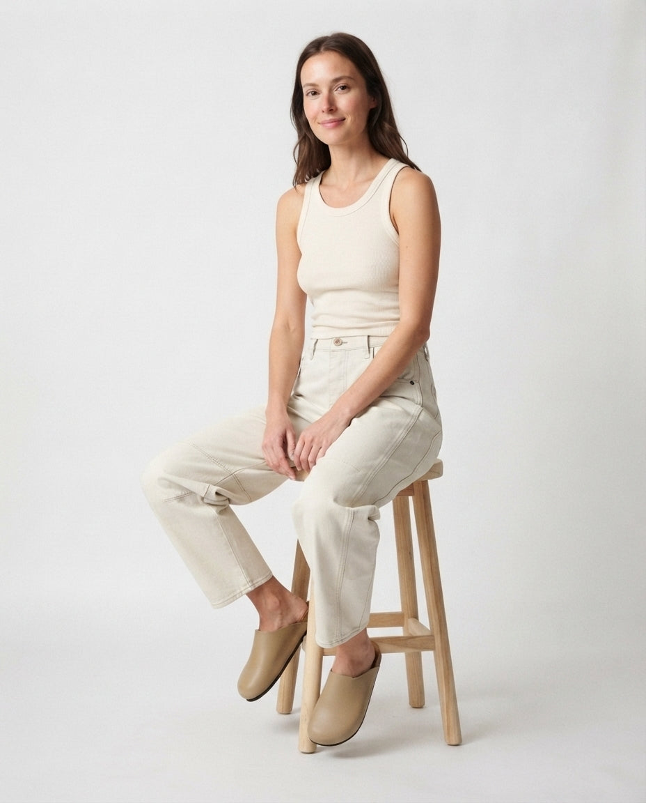 Relaxed Fit Barrel Leg Jeans